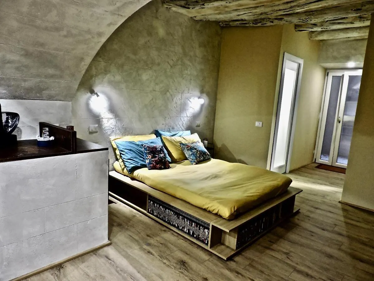 Collegio Suite Cagliari 0*,  Italy
